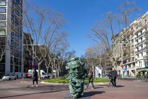 Imagen 1 de La alfombra roja y los premios Goya 2026, en directo | Barcelona se prepara para recibir la noche del cine español