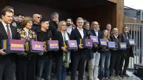 Imagen 1 de Font saca pecho por presentar más de 5.100 firmas: “Hay un clamor para el cambio”