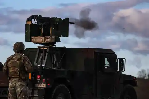 Imagen 1 de Miles de jóvenes de Alemania, ante el nuevo servicio militar: “Da la sensación de que se avecina una guerra, y eso da miedo”