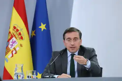 Imagen 1 de Albares comparece tras el Consejo de Ministros en plena escalada del conflicto en Oriente Próximo