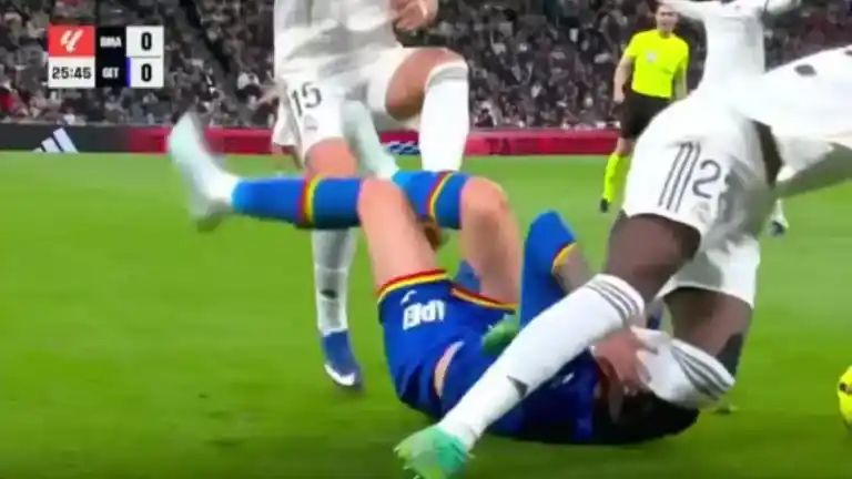 Imagen 1 de Diego Rico acusa a Rüdiger de ir a reventarle la cara: “Si me pilla, podría haberme dejado ahí”