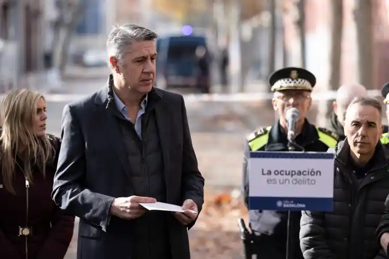 Imagen 1 de Xavier García Albiol cierra pisos turísticos en Badalona