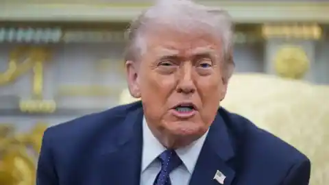 Imagen 1 de Trump afirma victoria en ataque a Irán tras 800 fallecidos