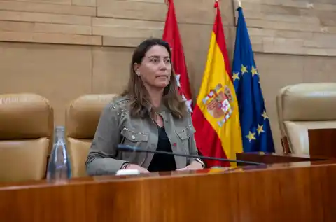 Imagen 1 de La Fiscalía apoya el archivo de la causa contra la número tres de Ayuso tras cambiar de criterio