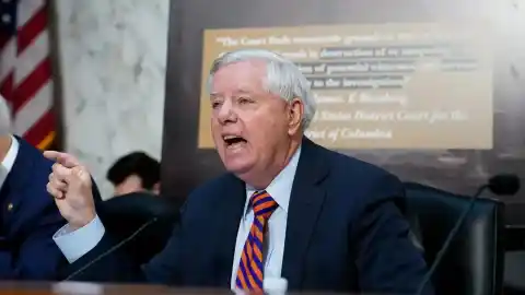 Imagen 1 de Graham critica a Sánchez por rechazar bases en guerra