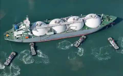 Imagen 1 de ¿Por qué el conflicto iraní hace que el gas suba cinco veces más que el petróleo?