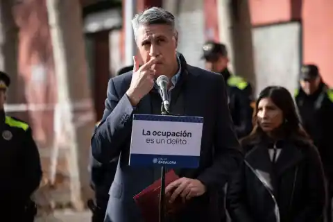 Imagen 1 de Albiol matiza la prohibición de pisos turísticos en Badalona: “No se darán más licencias, pero las actuales se mantendrán”