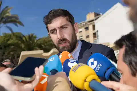 Imagen 1 de Antelo denuncia la "falsificación" de su firma para tramitar su relevo como portavoz de Vox en Murcia