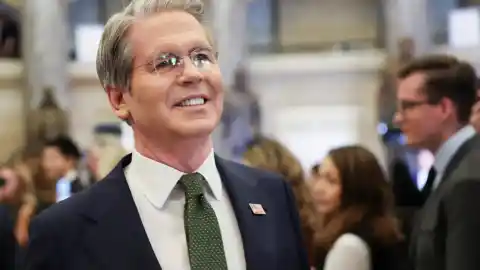 Imagen 1 de Scott Bessent denuncia que España pone vidas americanas