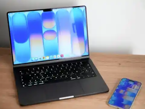 Imagen 1 de Descarga fondos del MacBook Neo para Mac e iPhone gratis