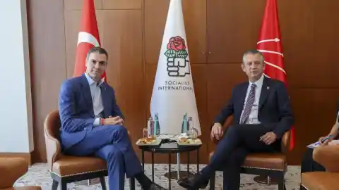 Imagen 1 de Turquía respalda a Sánchez tras amenazas de Trump por veto