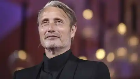 Imagen 1 de Mads Mikkelsen celebra sus 60 años con reconocimiento