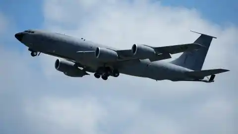 Imagen 1 de Avión cisterna de EE UU se estrella en Irak y mueren seis