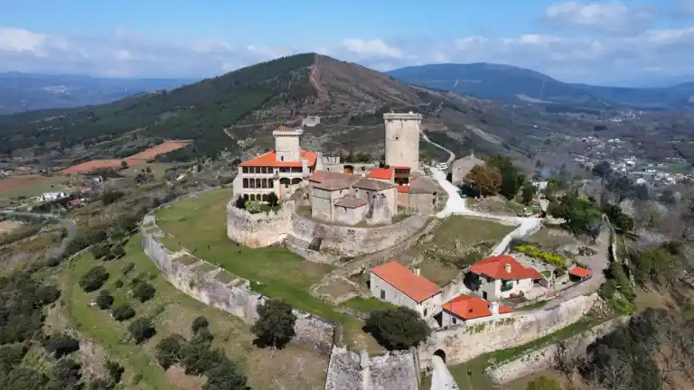 Imagen 1 de Paradores históricos reabren en 2026 tras largas reformas de restauración