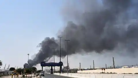 Imagen 1 de Control férreo en Emiratos Árabes: pena de cárcel o multas de hasta 50.000 euros por publicar imágenes de los ataques de Irán