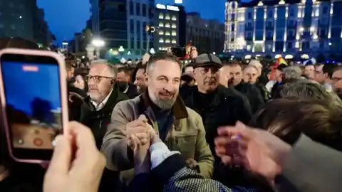 Imagen 1 de Abascal pide a sus seguidores en Valladolid que voten pensando ya en toda España.