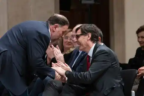 Imagen 1 de El Govern de Salvador Illa bordea el precipicio ante el bloqueo de los presupuestos