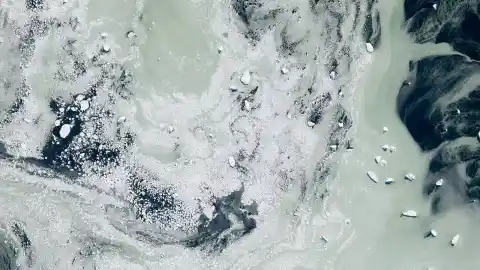 Imagen 1 de Europa mira a la Antártida desde el espacio y comprueba que el hielo se está volviendo verde