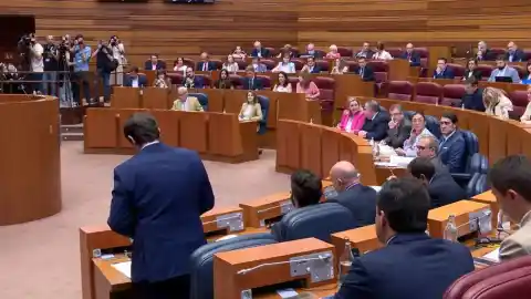 Imagen 1 de ¿Por qué los diputados de Castilla y León siguen siendo procuradores?