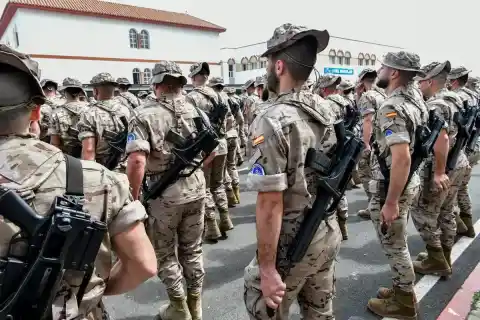 Imagen 1 de España reubica temporalmente a su Grupo de Operaciones Especiales en Irak por el deterioro de la seguridad