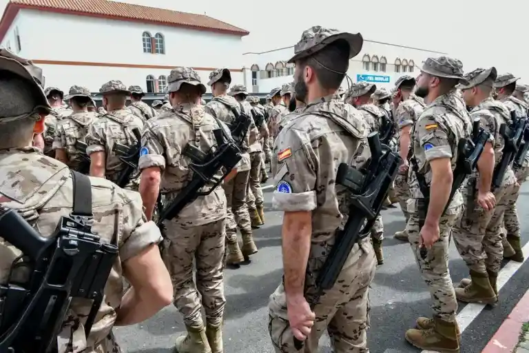 Imagen 1 de España reubica temporalmente a su Grupo de Operaciones Especiales en Irak por el deterioro de la seguridad