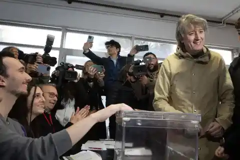 Imagen 1 de Carlos Martínez insta al voto para cambiar la dirección política de Castilla y León tras años de derecha.