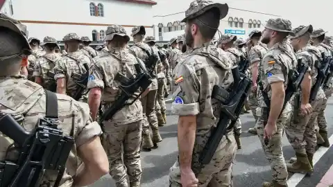 Imagen 1 de España retira temporalmente a sus fuerzas especiales de Irak por inseguridad