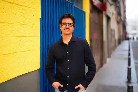 Imagen 1 de Javier Gil denuncia que la acción del Estado empeora las desigualdades en España.