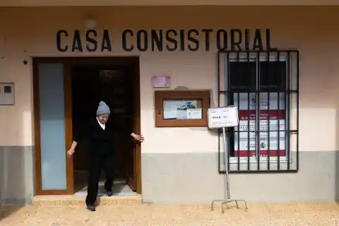 Imagen 1 de Castilla y León registra despoblación extrema en aldea donde el primer voto llegó una hora tarde