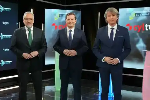 Imagen 1 de Veintiséis fuerzas políticas compiten en Castilla y León, aunque tres concentran el 80% del voto.