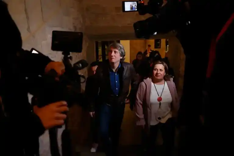 Imagen 1 de Abascal confirma votos clave en Valladolid para bloquear elecciones locales.