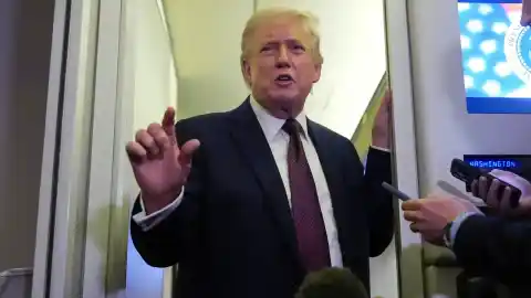 Imagen 1 de Trump prioriza Irán pero promete acuerdo con Cuba muy pronto tras bloqueo petrolero