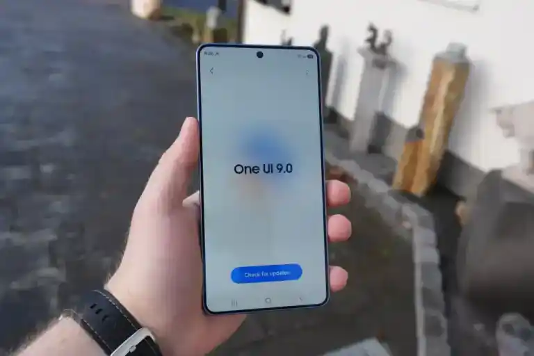 Imagen 1 de Samsung lanza One UI 9 con Android 17 y revela los primeros móviles compatibles.