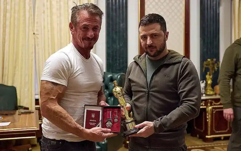 Imagen 1 de Este es el motivo por el que Sean Penn no recogió su Oscar a Mejor actor de reparto