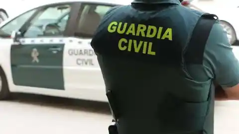 Imagen 1 de Propietario denuncia a pareja al entrar en su casa de Moaña