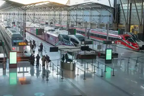 Imagen 1 de Adif pospone al final de abril el regreso del AVE a Málaga