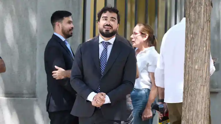 Imagen 1 de PP gana Castilla y León con 33 escaños pero necesita Vox para gobernar tras las elecciones regionales.