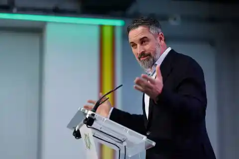 Imagen 1 de La dirección de Abascal admite errores en Castilla y León tras reunión privada