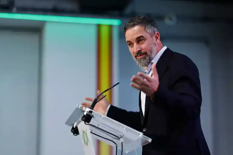 Imagen 1 de La dirección de Abascal admite errores en Castilla y León tras reunión privada
