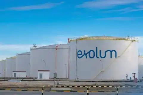 Imagen 1 de Gobierno y petroleras evalúan receta de 2025 para frenar subida de precios