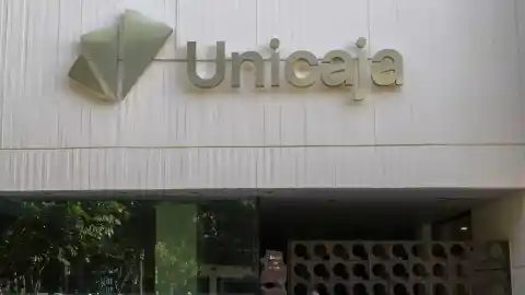 Imagen 1 de Unicaja renueva cuenta digital con 900 euros de interés el