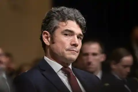 Imagen 1 de Joseph Kent renuncia al antiterrorismo de EE.UU. en protesta por la guerra contra Irán