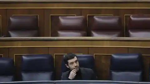 Imagen 1 de El vacío de liderazgo en Sumar se agranda tras el paso atrás de Bustinduy