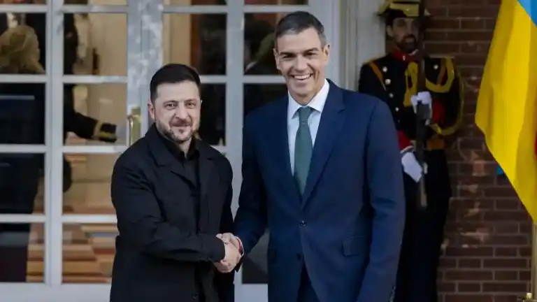 Imagen 1 de Vídeo en directo: Pedro Sánchez se reune con el presidente de Ucrania Volodímir Zelenski