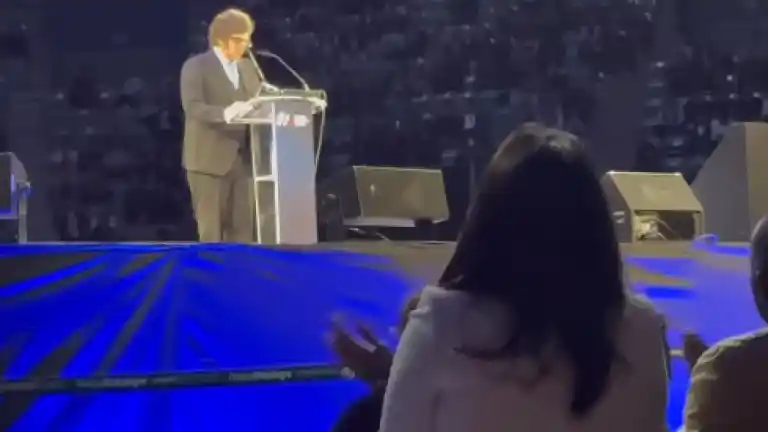 Imagen 1 de Aída Nízar grita a Javier Milei en el foro y él responde con un agradecido gracias