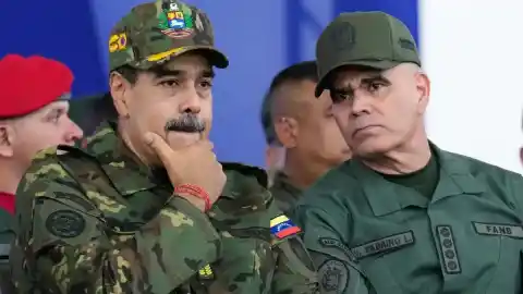 Imagen 1 de Delcy Rodríguez destituye a Vladimir Padrino, ministro de Defensa de Venezuela, tras más de una década en el cargo
