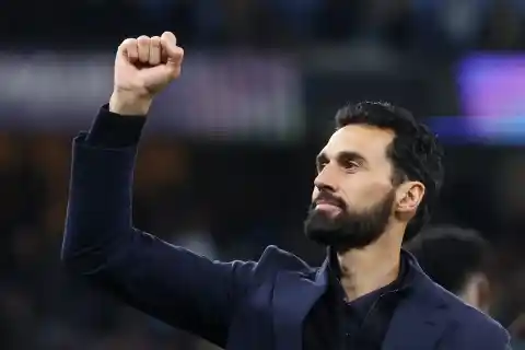 Imagen 1 de Chelsea instruye a Garnacho con nota en derrota contra PSG