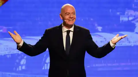 Imagen 1 de La FIFA sanciona a Israel: su selección tendrá que lucir una pancarta con el mensaje "el fútbol une el mundo" y pagar una multa
