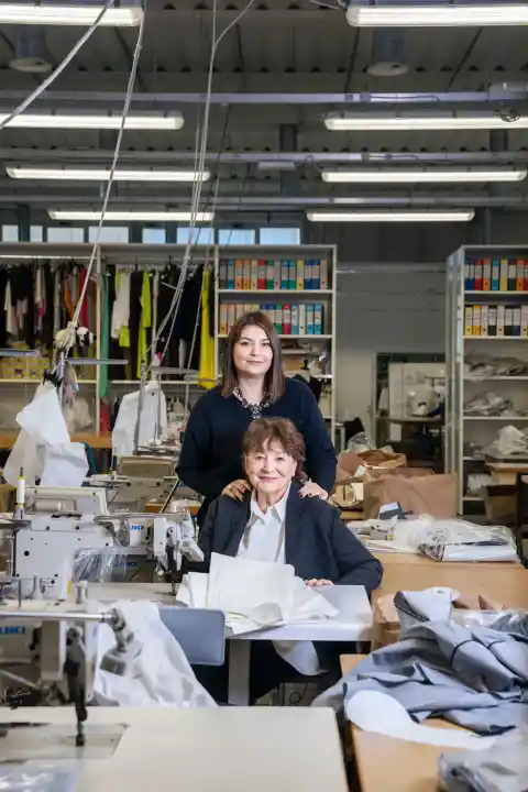 Imagen 1 de Castor srl en Mantua emplea a 63 mujeres de sus 70