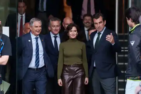 Imagen 1 de Ayuso vincula a Musk y Vance con la teoría del Gran